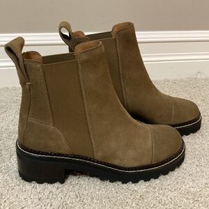 NWOB See By Chloé Taupe Suede Lug Sole Boots 6 36